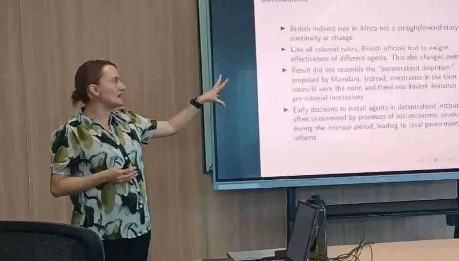 bat365在线登录网站注册赠送36与上海财经大学bat365在线登录网站注册赠送36联合举办全球制度与创新经济史研讨会
